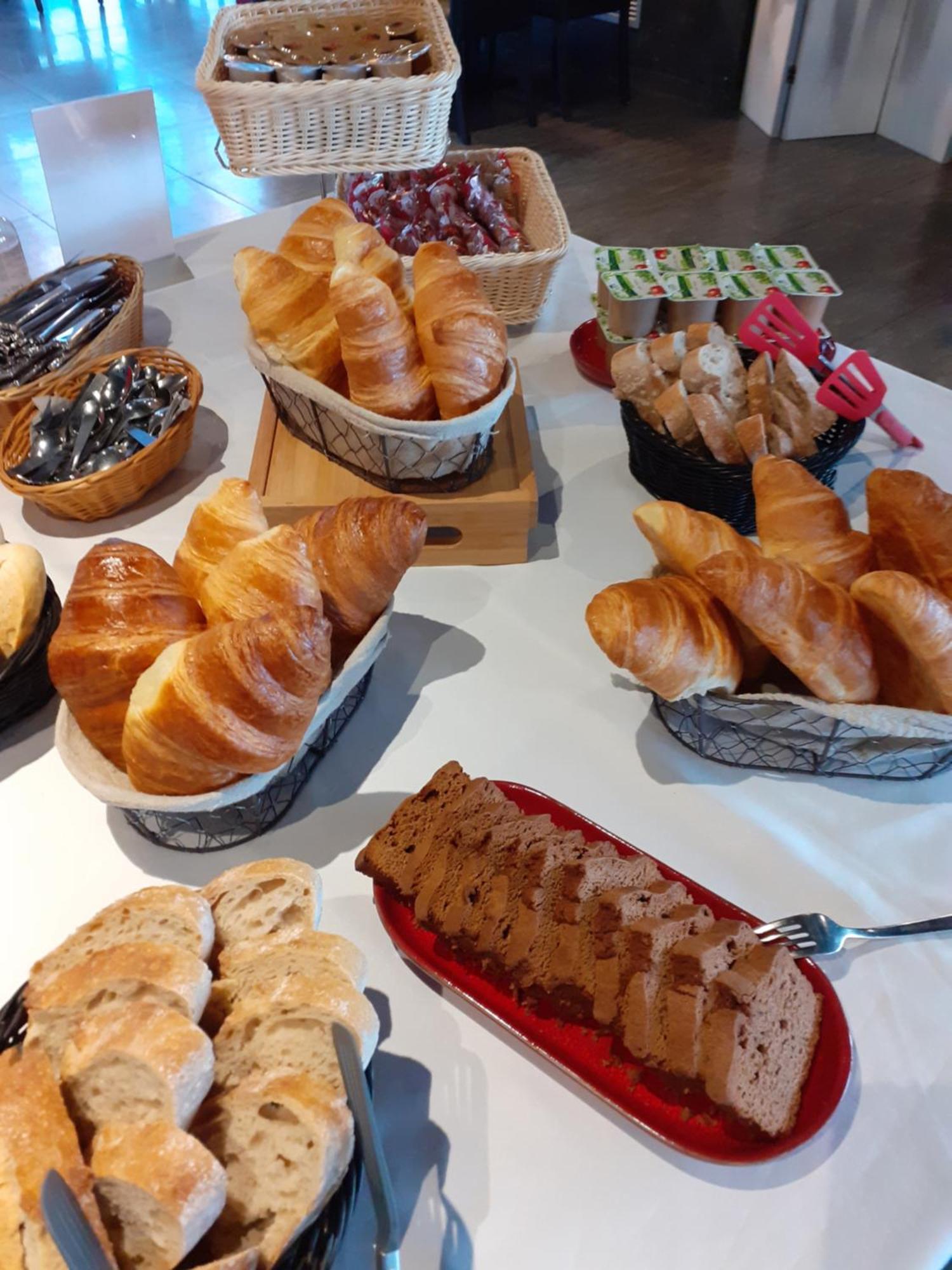 Fasthotel Montmarault Dış mekan fotoğraf