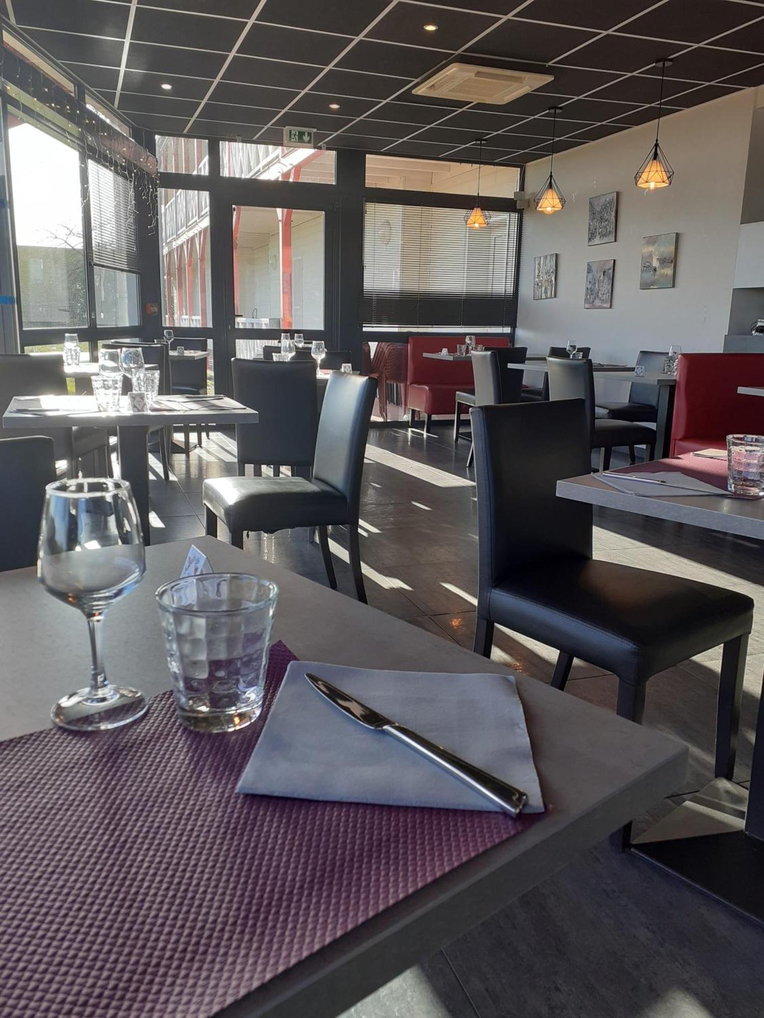 Fasthotel Montmarault Dış mekan fotoğraf