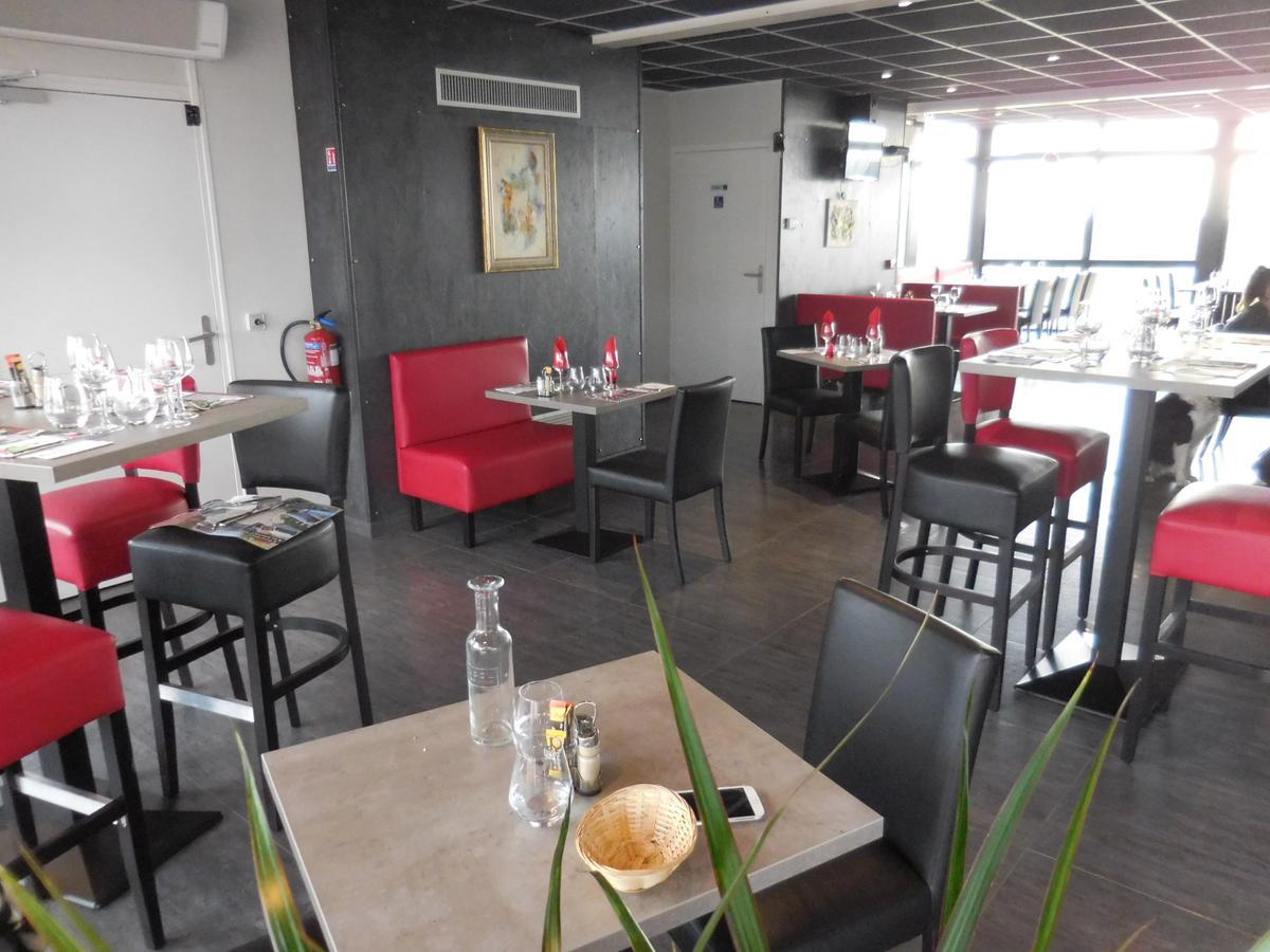 Fasthotel Montmarault Dış mekan fotoğraf